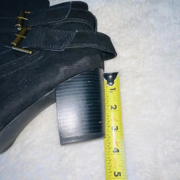 American Eagle Black Faux Suede Buckle Block Heel Ankle Boots 8 Women’s - Picture 5 of 10